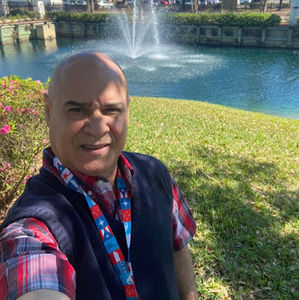 Meet your Posher, Henry